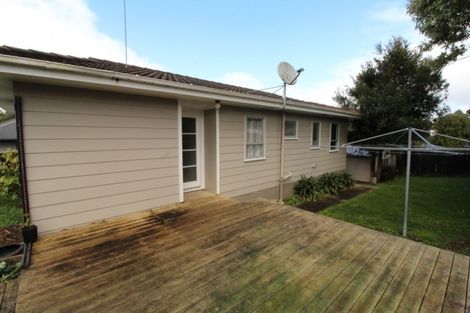 Photo of property in 12 Quincey Place, Massey, Auckland, 0614