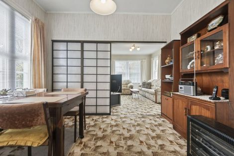 Photo of property in 112 Savage Crescent, West End, Palmerston North, 4412