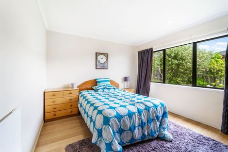 Photo of property in 10 Jelas Road, Red Beach, 0932