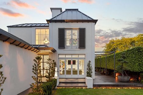 Photo of property in 9 Allister Avenue, Merivale, Christchurch, 8014