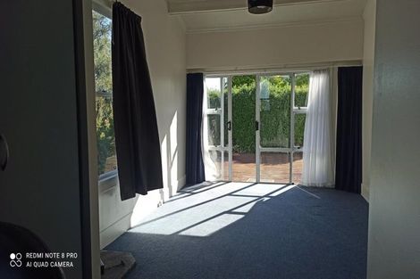 Photo of property in 15 May Street, Waiwera South, Clinton, 9584