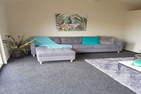 Photo of property in 27a Waingake Road, Manutuke, 4072