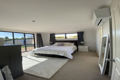 Photo of property in 10 Amner Place, Havelock North, 4130