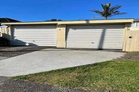 Photo of property in 2/47 Greenslade Crescent, Northcote, Auckland, 0627