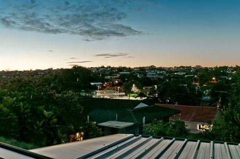 Photo of property in 352 Beach Road, Mairangi Bay, Auckland, 0630