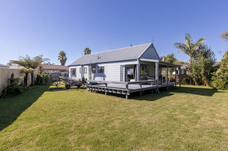 Photo of property in 82 Eversham Road, Mount Maunganui, 3116