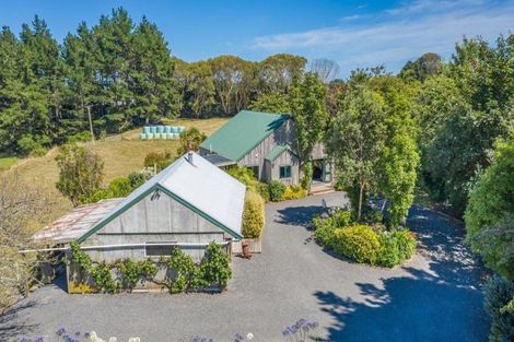 Photo of property in 358 Kimberley Road, Levin, 5571