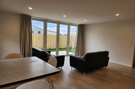 Photo of property in 2/117 Burke Street, Sydenham, Christchurch, 8023