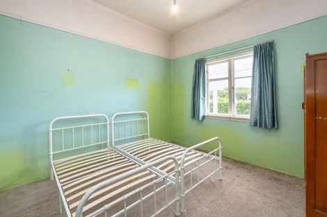 Photo of property in 11 Hayward Street, Featherston, 5710