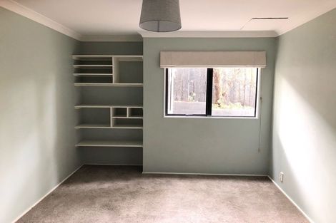 Photo of property in 54a Hattaway Avenue, Bucklands Beach, Auckland, 2012