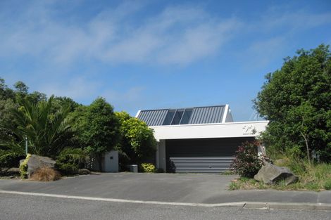Photo of property in 22 Glendevere Terrace, Redcliffs, Christchurch, 8081