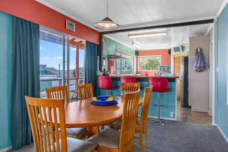 Photo of property in 4 Ettrick Grove, Papakowhai, Porirua, 5024