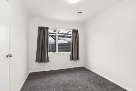 Photo of property in 2/152 Rathgar Road, Henderson, Auckland, 0610