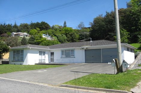 Photo of property in 37 Durham Street, Picton, 7220