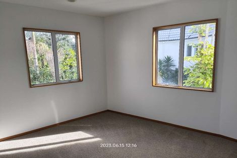 Photo of property in 16 Elsfield Place, Torbay, Auckland, 0630