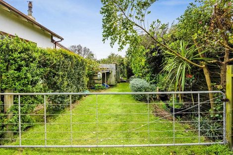 Photo of property in 77 Kapuni Street, Manaia, 4612