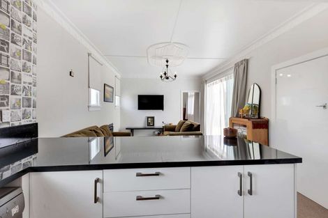 Photo of property in 69 Turner Street, Edendale, 9825