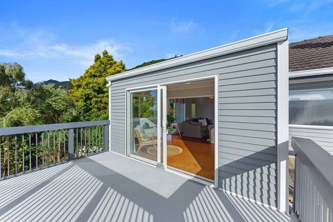 Photo of property in 27 Kotare Street, Waikanae, 5036