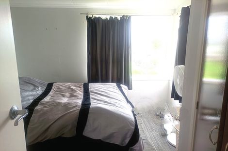 Photo of property in 49 View Road, Henderson, Auckland, 0612