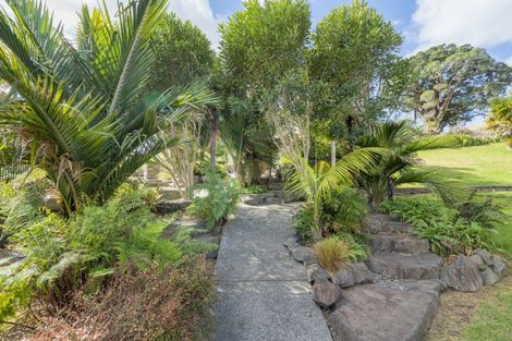 Photo of property in 5 Rewa Rewa Valley, Tairua, 3508