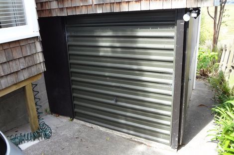 Photo of property in 2/20 Saint Peters Street, Northcote, Auckland, 0627