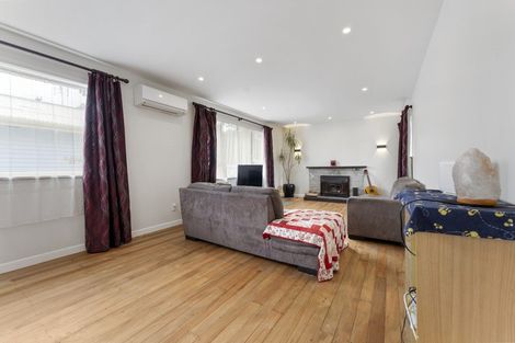 Photo of property in 119 Omata Road, Marfell, New Plymouth, 4310