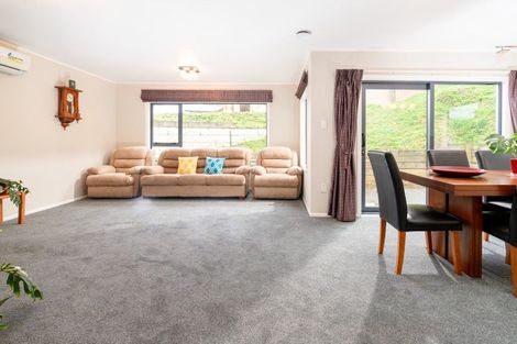 Photo of property in 39 Vasanta Avenue, Ngaio, Wellington, 6035