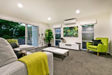 Photo of property in 5 Tuatini Place, Long Bay, Auckland, 0630