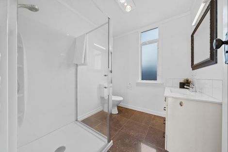 Photo of property in 257 Carrington Street, Vogeltown, New Plymouth, 4310