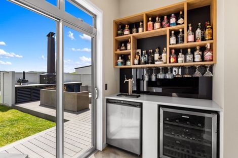 Photo of property in 171 Eskridge Drive, Eskdale, Napier, 4182