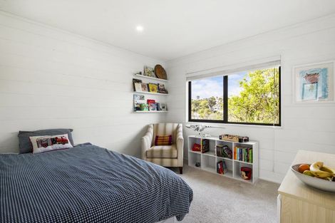 Photo of property in 2/42 Glamorgan Drive, Torbay, Auckland, 0630