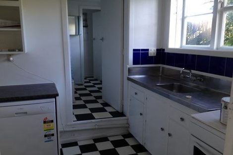 Photo of property in 7a Hawker Street, Mount Victoria, Wellington, 6011