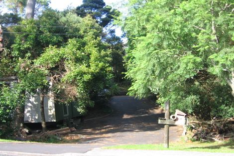 Photo of property in 76 Balmain Road, Chatswood, Auckland, 0626