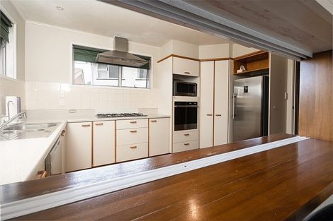 Photo of property in 19 Woodstock Place, Russley, Christchurch, 8042