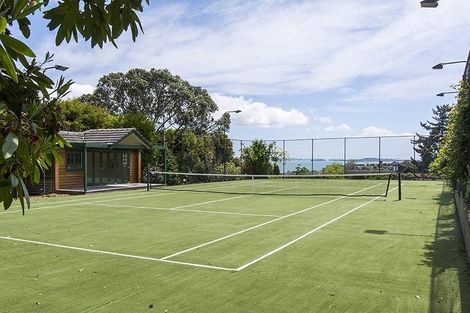 Photo of property in 122 Macleans Road, Bucklands Beach, Auckland, 2014
