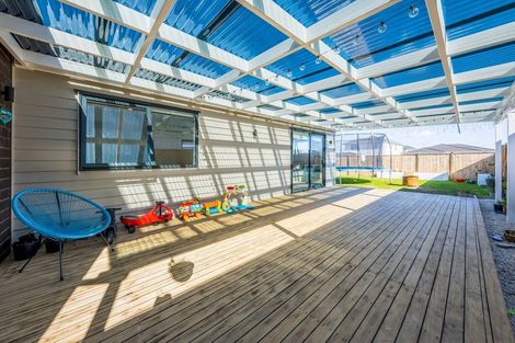 Photo of property in 10 Earlywood Road, Takanini, 2110