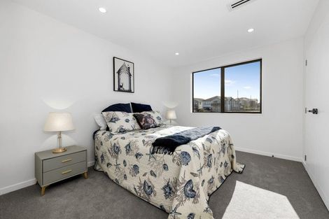 Photo of property in 13 Catalina Avenue, Rosehill, Papakura, 2113