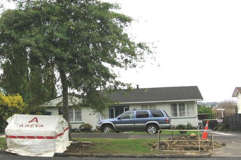 Photo of property in 109 Woodglen Road, Glen Eden, Auckland, 0602