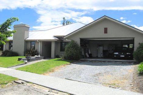 Photo of property in 4 Parkside Crescent, Northwood, Christchurch, 8051