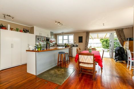 Photo of property in 6 Kaimata Street, Brooklands, New Plymouth, 4310