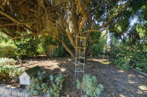 Photo of property in 21 Highland View Drive, Tokomaru, Palmerston North, 4474