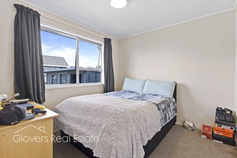 Photo of property in 5/89 Bruce Mclaren Road, Henderson, Auckland, 0612