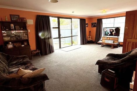 Photo of property in 19 Neal Street, Temuka, 7920