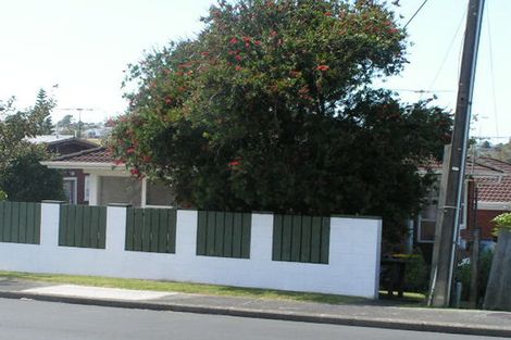 Photo of property in 1/163 Forrest Hill Road, Forrest Hill, Auckland, 0620