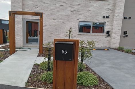 Photo of property in 1/5 Matata Place, Dallington, Christchurch, 8061