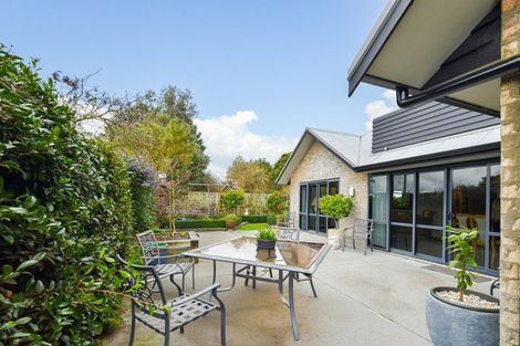 Photo of property in 23 Stonebridge Park Drive, Holdens Bay, Rotorua, 3010