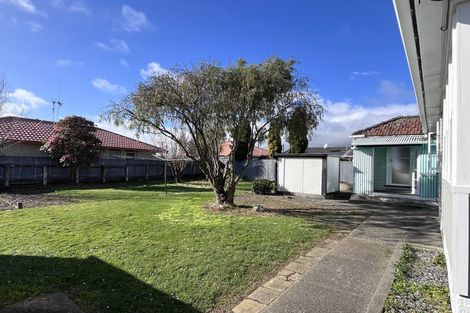 Photo of property in 563 Queen Street East, Levin, 5510
