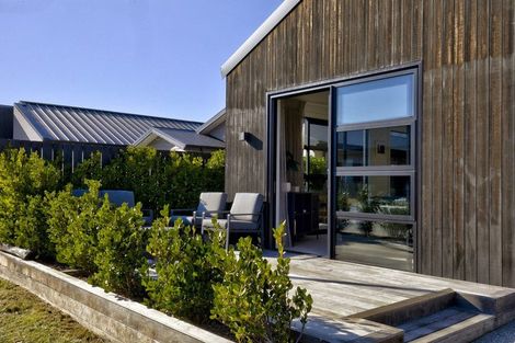 Photo of property in 33 Alps View Place, Lake Hayes, Queenstown, 9304