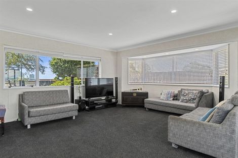 Photo of property in 18 Brookfield Terrace, Brookfield, Tauranga, 3110