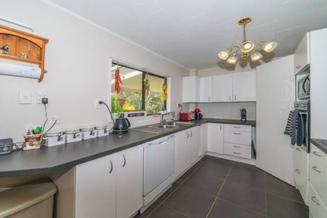 Photo of property in 18 Flyger Street, Kimbolton, 4774